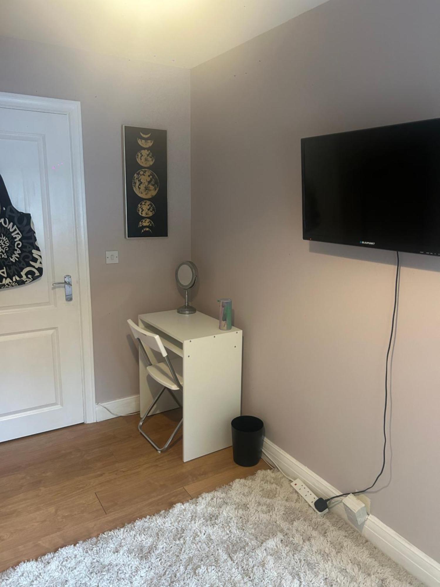 ハイワイクームBeautiful 1 Bed In Wycombeアパートメント エクステリア 写真